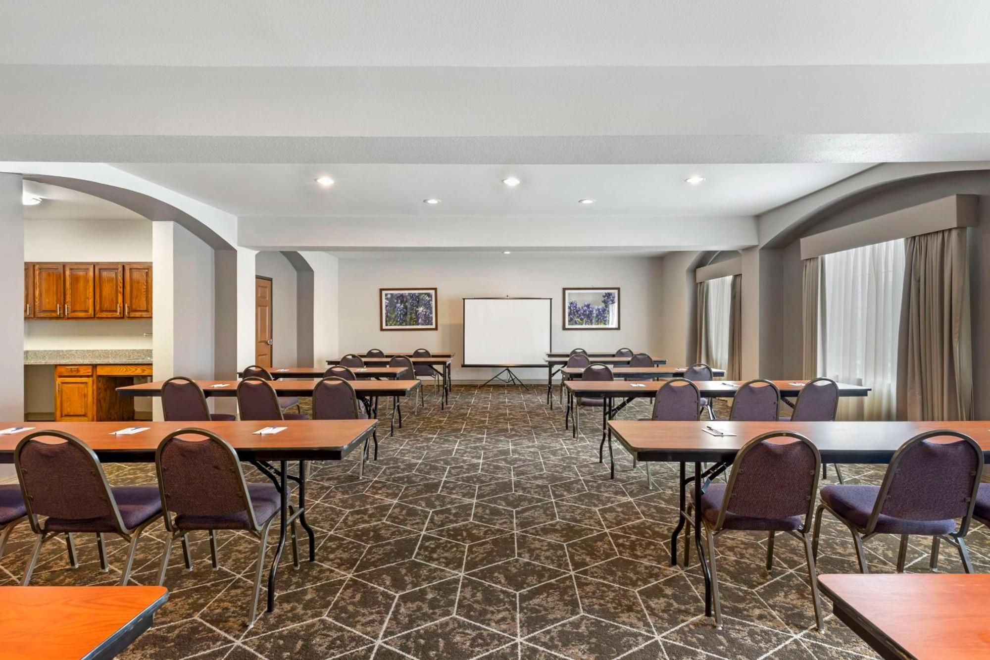 Best Western Fort Worth Inn And Suites Εξωτερικό φωτογραφία