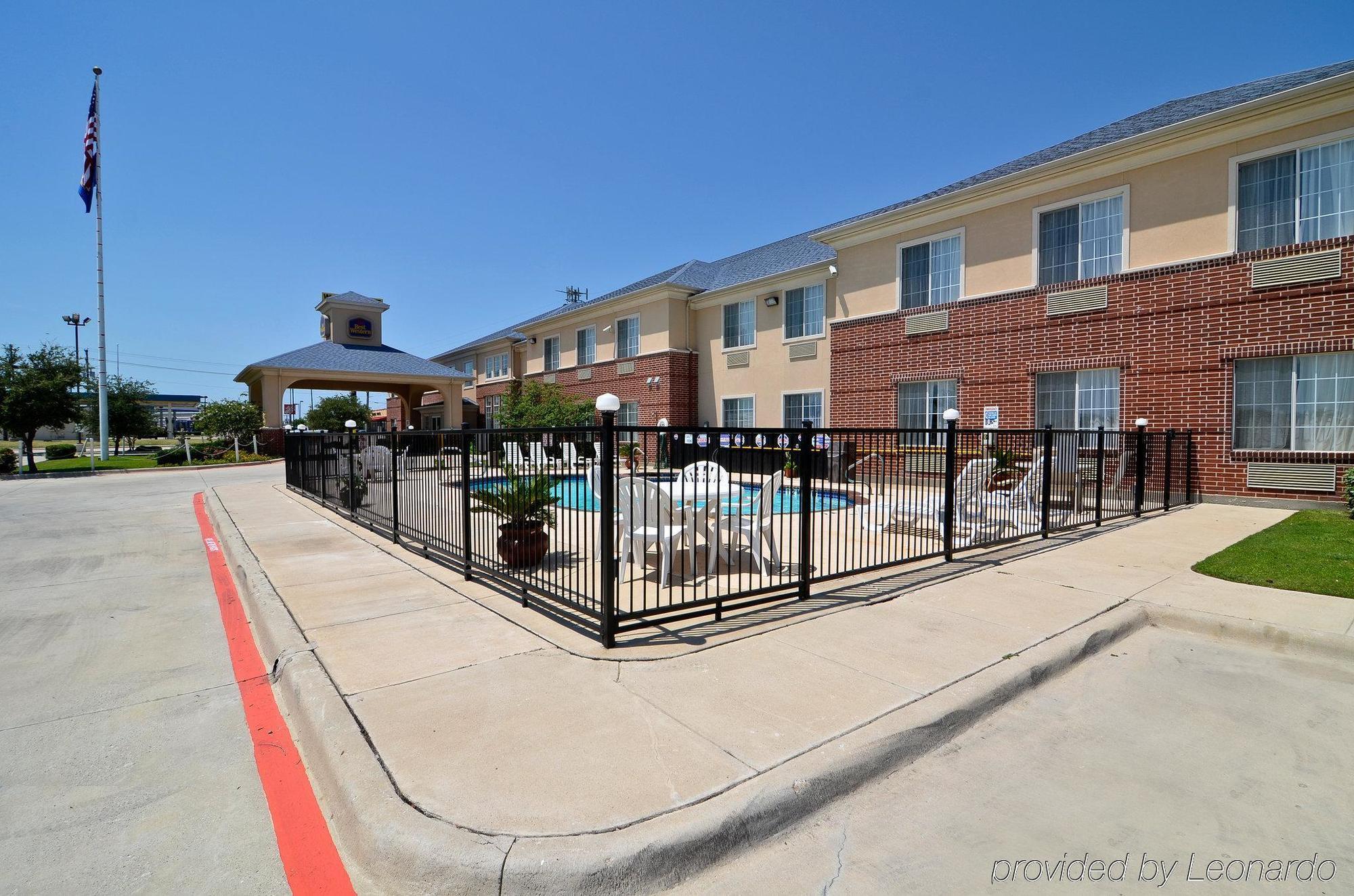 Best Western Fort Worth Inn And Suites Εξωτερικό φωτογραφία